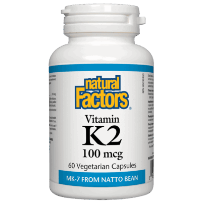 NATURAL FACTORS VITAMIN K2 съдържа: Поддържа здравето на зъбите. Значително намалява загубата на костната плътност. Спомага за правилното изграждане на костите. Регулира разпределението на калция.
