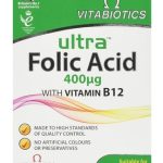 Ултра Фолиева киселина х30 капсули Vitabiotics Известна, като витамин B9, Фолиевата киселина е нужна за прием преди и по време на бременност. Подходяща, както за жени, така и за мъже, независимо от възрастта, за доброто състояние на организма. Ултра Фолиева киселина на Vitabiotics е със съдържание на фолиева киселина, балансирана с витамин B12, които допринасят за нормалната функция на имунната система и за нормалното освобождаване на енергия и намаляване на стреса и умората. Витамин В12 взима роля и в процеса на клетъчно делене и допринася за нормалното формиране на червени кръвни клетки. Препоръчително е приема да започне от началото на опитите за зачеване до 12-та седмица от бременността. Необходимото количество фолиева киселина в организма за майката е нужно, защото ниските нива на този витамин е рисков фактор за развитието на дефекти на невралната тръба и за развитието на плода като цяло. Възможно е приема да продължава и през цялата бременност, тъй като подпомага растежа на тъканта на плода и майката. Продуктът е подходящ за вегетарианци. Не съдържа изкуствени оцветители, консерванти, лактоза, глутен, сол или мая. Ултра Фолиева киселина не е тествана върху животни. Предлага се в опаковка от 30 капсули. Състав на Ултра Фолиева киселина: Фолиева киселина - 400 μg Витамин В12 - 5 µg Помощни вещества: Калциев хидрогенфосфат дихидрат, микрокристална целулоза, картофено нишесте, поливинилполипиролидон, калциев хидрогенфосфат дихидрат; Покритие на таблетката (хидроксипропилметилцелулоза, пропилен гликол, етил целулоза, хидроксипропилцелулоза, естествени оцветители (титаниев диоксид и железен оксид), поливинилпиролидон; Противослепващи агенти (магнезиев стеарат, силициев диоксид).Ултра Фолиева киселина Разгледайте и другите продукти от категорията Мултивитамини за бременни. Регистрирайте се в нашата онлайн аптека и ще може да получавате седмичния ни бюлетин с актуални за сезона предложения, промоции и нови продукти на супер атрактивни цени. Ако имате нужда от консултация, насреща е квалифициран магистър-фармацевт, който може да ви насочи към продуктите, с които да постигнете желания ефект. Не се колебайте да оставите запитване по всяко едно време от денонощието. Ако поръчате продукти при определени условия получавате безплатна доставка, а повече информация може да получите в секцията Доставка.Ултра Фолиева киселина Приемайте по една таблетка дневно с основното хранене с чаша вода или друга течност. Да не се дъвчат. Vitabiotics е утвърдена британска компания с дългогодишен опит в разработването на висококачествени хранителни добавки и витамини. Те се отличават с безопасност и ефективност. Техните продукти отговарят на най-високите международни стандарти и се базират на съвременни научни изследвания.Ултра Фолиева киселина Vitabiotics е лидер в създаването на иновативни формули, които подпомагат репродуктивното здраве на мъжете и жените. Техните пренатални витамини предлагат важни хранителни вещества, които са от съществено значение за здравето на бъдещите майки и развитието на плода. Продуктите им също така са създадени с оглед на нуждите на костната система и зрението, като осигуряват подкрепа за поддържане на здравето на костите и доброто зрение в напреднала възраст.Ултра Фолиева киселина Компанията е известна и с витаминните комплекси, предназначени за активни хора. Независимо дали сте спортист или водите активен начин на живот, тези добавки спомагат за повишаване на енергията, издръжливостта и възстановяването след физически натоварвания. Vitabiotics предлага решения за здравословен и балансиран начин на живот, които отговарят на нуждите на различни възрастови и физиологични групи. Защо да изберете Аптеката Oнлайн? В Аптеката Онлайн може да се насладите на богата гама от медикаменти, хранителни добавки и други здравни продукти. Включително можете да намерите разнообразие от продукти за профилактика и лечение на сезонни заболявания като грип и настинки. Нашата аптека се стреми да предложи на клиентите не само достъпни цени, но и качествени продукти, които да помогнат за укрепване на имунитета и здравето като цяло.Ултра Фолиева киселина Освен това, в Аптеката Онлайн предлагаме и специална лоялна програма.,Тя важи за всички продукти дори и намалените. Чрез нея събирате точки при всяка покупка. Тези точки можете да използвате за намаления при следващи покупки, условията може да разгледате в страницата ни за лоялна програма. Трупате точки само, ако сте вписани в своя профил. С пазаруването в Аптеката Онлайн получавате допълнителни предимства като безплатна доставка при определени поръчки и възможността да пазарувате по всяко време на денонощието, без да се съобразявате с работно време. Това ви осигурява максимално удобство и бърз достъп до продуктите, от които се нуждаете. Ние разбираме важността на качествената грижа за здравето и затова нашите продукти са внимателно подбрани и с доказана ефективност. В Аптеката Онлайн ще намерите всичко необходимо за вашето здраве на едно място, независимо дали става дума за витамини, минерали, лекарства или продукти за козметична грижа. Изберете Аптеката Онлайн за надеждност, удобство и сигурност при пазаруването на здравни продукти!