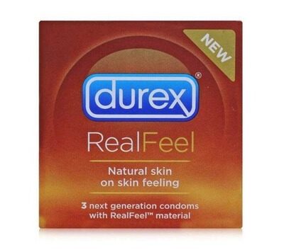 Durex Real Feel презервативи х3 броя Durex Real Feel презервативи на марката Дюрекс са ново поколение, изработени от високо технологичен не-латексов материал, който е като естествена кожа. Материалът на Durex Real Feel подобрява любовната игра, като увеличава максимално удоволствието чрез комбинацията от интимност, чувствителност и свързаност. Кутията на Durex Real Feel съдържа 3 индивидуално опаковани презервативи в херметически запечатени пакетчета. Всички презервативи са сертифицирани по CE, тествани по електронен път и 100% естествени. Durex, с над 90 години опит, е водещ производител на сексуални продукти. Те са известни с високото си качество и множеството иновации. Durex Предлага разнообразни продукти за подобряване на сексуалния живот на своите клиенти. Осигуряват безопасност при сексуалните удоволствия. Durex презервативите са известни с преминалите многобройни тестове  и използването на най-добрите материали.  В тяхната продуктова гама освен презервативи спадат лубриканти, вибратори и други аксесоари, допринасящи за вашето неустоимо изживяване. Всеки продукт е тестван по най-високите стандарти гарантиращи за нуждите и очакванията на всеки от потребителите им. Ако турсите защита, комфорт или разнообразие, Durex има решението за вас Разгледайте повече от гамата на Durex  в аптеката.онлайн и открите продуктите, които ще направят интимните ви моменти по-приятни и по-сигурни. В нашия онлайн магазин ще намерите широк избор от техните продукти, които отговарят на най-високите стандарти за качество и безопасност.