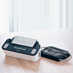 OMRON Complete 2 в 1 - Апарат за кръвно налягане Клинично валидираният OMRON Complete 2 в 1 - Апарат за кръвно налягане е „smart“ домашен апарат за кръвно налягане и ЕКГ 2-в-1, който ви дава лесни, незабавни и точни резултати. Направете лесно две критични измервания наведнъж, за безпроблемно наблюдение на сърцето от комфорта на дома. Бързо скринирай за редица сърдечни състояния наведнъж, включително: Нередности в сърдечния ритъм, като AFib, тахикардия, брадикардия, както и хипертония. Получавайте ясни и лесни за разбиране резултати в „OMRON connect“, безплатно приложение, което подробно съхранява вашите резултати и може безопасно да ги сподели с вашия лекар. OMRON Complete 2 в 1 - Апарат за кръвно налягане •Лесен и лесен за използване, Complete е разработен с AliveCor, пазарен лидер в технологията за лична ЕКГ, одобрена от FDA. • Незабавен и ясен резултат от ЕКГ, който ви казва дали са открити AFib, тахикардия или брадикардия. OMRON Complete 2 в 1 - Апарат за кръвно налягане • Дисплей за показания на кръвно налягане, пулс и индикатори като „правилно поставен маншет“. • Безпроблемно синхронизирайте резултатите си с приложението OMRON connect, за да можете да проследявате здравето си и лесно да споделяте с Вашия лекар.OMRON Complete 2 в 1 - Апарат за кръвно налягане • Около 1 на всеки 4 възрастни на средна възраст ще развият предсърдно мъждене (AFib), често срещано сърдечно заболяване, което може да доведе до инсулт, ако не се контролира. • AFib се свързва с 5 пъти по-голям риск от инсулт и сърдечна недостатъчност, така че е важно да се открие и започне лечението рано. OMRON Complete 2 в 1 - Апарат за кръвно налягане Спецификации на OMRON Complete 2 в 1 - Апарат за кръвно налягане: • ЕКГ • Измерва систолно и диастолно кръвно налягане и пулс; • 22-42 см обиколка на маншета; • 90-памет за съхранение; • ЛСД дисплей; • Включва AA батерии. • Записи: Систоличен, диастоличен, пулс, Предсърдно мъждене, Тахикардия, Брадикардия … • Omron – пълен автоматичен апарат за кръвно налягане • Клинично валидиран • 36 месеца гаранция OMRON Complete 2 в 1 - Апарат за кръвно налягане Omron Healthcare помага на хората да живеят по-свободен и по-пълноценен живот. В областта на клинично доказаното и иновативно медицинско оборудване за здравен мониторинг  Omron Healthcare са световен лидер. Те са на първо място в цифровите апарати за кръвно налягане. С техните 200 милиона продадени апарата за кръвно налягане. Omron помагат на хората да лекуват и управляват своите медицински състояния ефективно. Техните продукти са създадени с най-новите технологии, осигуряващи максимална точност и прецизност. Мисията на Omron? Седалището на Omron е в Киото, Япония. Тяхната мисия е да помагат за реализирането на здравословен и спокоен живот. Доказателсто за следването на тяхната мисия са именно иновативните продукти на Omron. Иновативни продукти подходящи за всеки дом Omron предлагат широка гама продукти. Те включват апарати за кръвно налягане,  термометри, инхалатори, електронни везни и други. Екологични и устойчиви практики Бранда е посветен на запазване на екологичната устойчивост на компания. Те използват екологично чисти материали и се стремят да намалят въглеродния си отпечатък. Погрижете се за вашето здраве от рано и разгледайте разнообразната гама продукти на Omron  в нашия онлайн магазин aptekata.online ЧЕСТО ЗАДАВАНИ ВЪПРОСИ Как да избера правилния апарат за кръвно налягане на Omron? При избирането на правилния на апарат за кръвно налягане е важно да се консултирате със здравен специалист и да изберете модел, който да отговаря на вашите нужди и предпочитания. Omron предлага разнообразие от модели, включително модели за горна и долна ръка. Каква е точността на апаратите за кръвно налягане на Omron? Апаратите за кръвно налягане на Omron са клинично доказани и осигуряват висока точност Много от тях са одобрени от здравни организации по целия свят.OMRON Complete 2 в 1 - Апарат за кръвно налягане Мога ли да използвам продуктите на Omron, ако имам специфични здравословни състояния? Да, Omron предлагат продукти, които са подходящи за хора с различни здравословни състояния. Винаги се консултирайте с лекар преди да използвате нов медицински уред.OMRON Complete 2 в 1 - Апарат за кръвно налягане Какви са гаранционните условия на продуктите на Omron? Omron предлага различни гаранционни условия в зависимост от продукта. Обикновено гаранцията покрива производствени дефекти и предоставя сервизна поддръжка. Къде мога да закупя продуктите на Omron? Можете да закупите продуктите на Omron от лицензирани магазини и аптеки, както и онлайн в различни платформи, включително в нашия онлайн магазин aptekata.online.