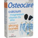 Ostepcare Original - Vitabiotics   Балансирана формула с Магнезий за здраво сърце Калцият в Osteocare® е идеално балансиран с Магнезий. Калция винага трябва да се доставя в организма заедно с магнезий и витамин D. Съотношението магнезий/калций в организма е от жизнено значение, защото магнезия е важен за невропроводимостта и движението на сърдечния мускул.Ostepcare Original Науката за здрава костна система Номер едно калциева хранителна добавка във Великобритания, Osteocare® Оригинални таблети e разработена от водещи лекари и фармацевти. Отлично балансираната формула набавя богата наличност на Калций заедно с други съставки, за да поддъражат здрави вашите кости и зъби, както и здраво вaшето сърце, мускули и нерви. Формулата съдържа Калций и Магнезий, играещи важна роля в изграждането на костите, заедно с витамин D и Цинк.Ostepcare Original   С витамин D (в препоръчваната D3 форма) Витамин D допринася за нормалния растеж на костите помагайки на костите да абсорбират калция. Той е отговорен и за минерализацията на костите и произвеждането на хормоните, които поддържат здравословни нива на калций и фосфор в костите и кръвоносните съдове.Ostepcare Original Osteocare®съдържа препоръчваната D3 форма на витамин D, познат като холикалциферол, което е формата на витамин D, която се произвежда под въздействието на слънчевите лъчи (UVB ултравиолетова радиация) върху холестерол-съдържащите молекули съществуващи в кожата. Витамин D3 е предпочитаната форма на витамин D, защото това е специфичната форма, която се изгражда в човешкото тяло.Ostepcare Original Ostepcare Original също така съдържа Цинк Цинка помага срещу постоянното разграждане на костите и поддържа здрави мускулите и нервите.   Калция е важен за всеки човек Подсигурявайки необходимото количество калций е жизнено важно за мъже и жени от всяка възраст, защото проучванията показват, че здравословните практики в началната възраст на човек, включващо приемането на необходимото количество калций и съпътстващи елементи, допринася за по-голямата сила на костите и оптимална костна минерализация. Максималната костна маса достигана през детството и по- нататъшното израстване е призната за особено важен фактор при поддържането на здравината на костите през целия живот.Ostepcare Original   Калция е жизнено важен за възрастните жени И двата пола губят от своята костна маса по време на своя живот, но след менопаузата жените обикновено губят костна маса много по- бързо от мъжете.Ostepcare Original Жените, намиращи се в след менопаузален период рискуват загубата на костна маса поради три причини: - Съдържанието на костен минерал при жените е в по- ниско ниво от мъжете. - Приемането на калций с хранителния режим с годините може да намалява. - Скоростта на загуба на костна маса расте по време на менопауза. Препоръки при приемането на Калций Националната организация по остеопороза във Великобритания препоръчва следните дози за прием на калций в зависимост от пол и възраст:   Възраст/Пол Препоръчителен дневен прием Момчета 11-18 години 1000 mg Момичета 11- 18 години 800 mg Мъже и жени над 19 години 700 mg Бременни 700 mg Кърмещи 700 mg + 550 mg В САЩ завишени дневни дози на прием официално са одобрени както следва: Групи Оптилен дневен прием Мъже   25-65 години 1000 mg Над 65 години 1500 mg Жени   25-50 години 1000 mg Над 50 години 1500 mg Жени над 50 с ХЗТ 1000 mg Жени над 50 1500 mg Жени над 65 години 1500 mg Бременни и кърмещи 1200-1500 mg Посочените нива са само ориентировъчни.   Базиранo на научни изследвания Формулата на Osteocare® е  базирана на последните международни открития върху ролята на добавките за здравето и е плод на  дълги научни проучвания през последните 20 години.Ostepcare Original  Препорачва се за деца и вегетарианци. Лесно поглъщащи се филмирани таблети подходящи и за вегитарианци.   Винаги четете информацията за начина на прием преди използване. Не превишавайте препоръчаната доза. Както и при другите хранителни добавки потърсете съвет от професионалист преди използването. Ако страдате от хранителни алергии консултирайте се с фармацевта или вашия доктор, както и в случай, че страдате от специфично заболяване ( като диабет, хипертония или друго подобно) или приемате медикаменти. Хранителните добавки не са предназначени да лекуват каквата и да е болест.Ostepcare Original Vitabiotics е утвърдена британска компания с дългогодишен опит в разработването на висококачествени хранителни добавки и витамини. Те се отличават с безопасност и ефективност. Техните продукти отговарят на най-високите международни стандарти и се базират на съвременни научни изследвания.Ostepcare Original Vitabiotics е лидер в създаването на иновативни формули, които подпомагат репродуктивното здраве на мъжете и жените. Техните пренатални витамини предлагат важни хранителни вещества, които са от съществено значение за здравето на бъдещите майки и развитието на плода. Продуктите им също така са създадени с оглед на нуждите на костната система и зрението, като осигуряват подкрепа за поддържане на здравето на костите и доброто зрение в напреднала възраст.Ostepcare Original Компанията е известна и с витаминните комплекси, предназначени за активни хора. Независимо дали сте спортист или водите активен начин на живот, тези добавки спомагат за повишаване на енергията, издръжливостта и възстановяването след физически натоварвания. Vitabiotics предлага решения за здравословен и балансиран начин на живот, които отговарят на нуждите на различни възрастови и физиологични групи.Ostepcare Original Защо да изберете Аптеката Oнлайн? В Аптеката Онлайн може да се насладите на богата гама от медикаменти, хранителни добавки и други здравни продукти. Включително можете да намерите разнообразие от продукти за профилактика и лечение на сезонни заболявания като грип и настинки. Нашата аптека се стреми да предложи на клиентите не само достъпни цени, но и качествени продукти, които да помогнат за укрепване на имунитета и здравето като цяло.Ostepcare Original Освен това, в Аптеката Онлайн предлагаме и специална лоялна програма.,Тя важи за всички продукти дори и намалените. Чрез нея събирате точки при всяка покупка. Тези точки можете да използвате за намаления при следващи покупки, условията може да разгледате в страницата ни за лоялна програма. Трупате точки само, ако сте вписани в своя профил. С пазаруването в Аптеката Онлайн получавате допълнителни предимства като безплатна доставка при определени поръчки и възможността да пазарувате по всяко време на денонощието, без да се съобразявате с работно време. Това ви осигурява максимално удобство и бърз достъп до продуктите, от които се нуждаете. Ние разбираме важността на качествената грижа за здравето и затова нашите продукти са внимателно подбрани и с доказана ефективност. В Аптеката Онлайн ще намерите всичко необходимо за вашето здраве на едно място, независимо дали става дума за витамини, минерали, лекарства или продукти за козметична грижа. Изберете Аптеката Онлайн за надеждност, удобство и сигурност при пазаруването на здравни продукти!