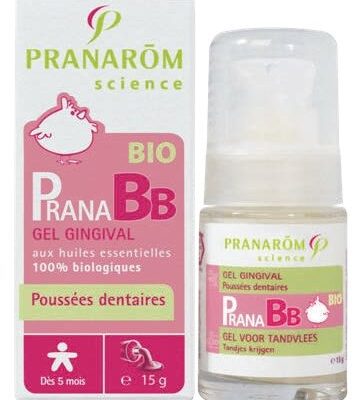 PRANAROM Прана Бебе гел при никнене на зъби 15гр Специално разработен продукт за облекчаване на дискомфорта, сързан с никненето на първибе бебешки зъбки. Никненето на на зъби е важен и често труден етап в развитието на всяко дете. Появата на първите зъбки е свързана с изпитването на силна болка и подуване, което довежда до неспокойствие и плач от страна на бебенцето. За облекчаването на тези симптоми идва на помощ PRANAROM Прана Бебе гел при никнене на зъбки. Основни съставки  и тяхното действие в  PRANAROM Прана Бебе гел при никнене на зъби Създаден изцяло от натурални етерични масла, този гел осигурява максимално облекчение и комфорт на беебето. PRANAROM Прана Бебе гел при никнене на зъби Римска лайка-Лесно заспиване Карамфил-Антисептик -Естествен антисептик и аналгетик, действащ като леко обезболяващо средство за болкота и дискомфорта в зоната на венците Мента-Охлаждащ ефект -Присъщо за ментата е нейния освежаващ и охлаждащ ефект, чрез който тя придава необходимата свежест и облекчаване на напрежението във венците Лавандула-Отпускане -Лавандулата спомага за релаксацията и отпускането на бебето. Заедно с това има и антисептичен ефект, който ще предпази венците на  вашето бебе. Как да използваме PRANAROM Прана Бебе гел при никнене на зъби? Гелът на Пранаром е изключително лесе н за употреба. Нанесете малко количество от гела върху чиста пръст или памучен тампон Внимателно масажирайте върху венците на бебето. Ефектът на гела започва да действа мигновенно. Защото да изберете PRANAROM Прана Бебе гел при никнене на зъби? Високо качество Лесна употреба Приятен вкус и аромат Натурални състваки Униниверсално приложение Pranarom  води началото си от 1991 година. Идеята за създаването на компанията е на един от най-признатите в световен мащаб фармацевти и ароматолози - Доминик Баду. Pranarom е утвърдена марка, която има дългогодишен опит в арома и фитотерапията. Компанията е създадена в Белгия. Отличително за нея е научно обоснования подход към аромотерапията. Pranarom съчетават традиционните знания с модерни и научни изследвания.PRANAROM Прана Бебе гел при никнене на зъби Основен Фокус на Pranarom е поддържане на здравето и баланса на организма чрез предоставените от тях натурални и ефективни продукти. Те са с гарантирана безопасност и висока ефективност, дължаща се на стриктния контрол на качеството в производствения процес. PRANAROM Прана Бебе гел при никнене на зъби Pranarom предлагат разнообразна гама от продукти част от които са чисти етерични масла и готови смеси. Те са силно подходящи за дифузия, локално приложение или приемане във вид на капсули. Продуктите на Pranarom помагат за подобряване на имунитета, облекчаване на стреса и участие в грижата на съня и кожата. PRANAROM Прана Бебе гел при никнене на зъби Погрижете се за вашето здраве от рано и разгледайте разнообразната гама продукти на Pranarom в нашия онлайн магазин aptekata.online