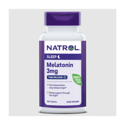 Какво представлява Natrol Мелатонин 3mg? При нарушаване на нощния сън, провокирано от извънредна работа, пътуване, смяна на часови зони, при напредване на възрастта и в други извънредни ситуации, хората, често страдат от липса на сън. Производството на хормона мелатонин постепенно намалява в организма, а това води до редица проблеми – отпадналост, загуба на апетит, раздразнителност, липса на концентрация. С приема на мелатонин под формата на добавка се възстановява естественият ритъм на биологичния ви часовник и се гарантира тонус и енергичност в необходимите часове от денонощието. Мелатонинът е сред най-лесните и безвредни начини да осигурите необходимото време на вашето тяло за пълноценна почивка по време на сън. Той е мощен антиоксидант ефективно се бори с вредното влияние на свободните радикали. Точно по тази причина често бива наричан "Хормон на младостта". За разлика от повечето продукти за борба с безсънието, Natrol Мелатонин 3mg не води до привикване и има бързо действие - до 30 минути след приема му. Natrol Мелатонин 3mg ще ви осигури безпроблемно заспиване и ще намали нощните събуждания, а на сутринта ще се чувствате свежи и отпочинали. Установено е че мелатонинът подпомага възстановителните процеси по време на сън и ефективно се справя с напрежението и стреса. Какво трябва да знаем за Natrol Мелатонин 3mg? •    Допринася за лесното заспиване; •    Бори се срещу честите събуждания; •    Осигурява здрав, траен и пълноценен сън през цялата нощ; •    Не предизвиква пристрастяване и чувство на отпадналост и умора след събуждане. •   Natrol Мелатонин 3mg е 100% натурален растителен продукт. Начин на употреба на Natrol Мелатонин 3mg: Приемайте по 1 таблетка Natrol Мелатонин 3mg, 20 минути преди лягане. За Natrol Natrol – водеща марка в областта на здравословните добавки, позната с научно обоснованите си формули и висококачествените си продукти. Natrol съчетава дългогодишен опит с модерни изследователски методи, за да разработва добавки, които подпомагат оптималното здраве, енергия и умствена активност. Ключът към успеха на Natrol е в строгия контрол на качеството и внимателния подбор на съставките. Всеки продукт преминава през редица тестове, за да се гарантира неговата чистота, ефективност и безопасност. Марката инвестира значителни ресурси в научни изследвания, което позволява непрекъснато усъвършенстване на формулите и внедряване на иновативни технологии в производството. Изборът на Natrol означава доверие в доказани научни принципи и отдаденост към подобряване на качеството на живот. Продуктите на Natrol са създадени, за да отговорят на нуждите на съвременния потребител, предоставяйки ефективна поддръжка за имунната система, енергийния баланс и общото благосъстояние. Защо да изберете Аптеката Oнлайн? В Аптеката Онлайн може да се насладите на богата гама от медикаменти, хранителни добавки и други здравни продукти. Включително можете да намерите разнообразие от продукти за профилактика и лечение на сезонни заболявания като грип и настинки. Нашата аптека се стреми да предложи на клиентите не само достъпни цени, но и качествени продукти, които да помогнат за укрепване на имунитета и здравето като цяло. Лоялна Програма Освен това, в Аптеката Онлайн предлагаме и специална лоялна програма.,Тя важи за всички продукти дори и намалените. Чрез нея събирате точки при всяка покупка. Тези точки можете да използвате за намаления при следващи покупки, условията може да разгледате в страницата ни за лоялна програма. Трупате точки само, ако сте вписани в своя профил. Допълнителни предимства С пазаруването в Аптеката Онлайн получавате допълнителни предимства като безплатна доставка при определени поръчки и възможността да пазарувате по всяко време на денонощието, без да се съобразявате с работно време. Това ви осигурява максимално удобство и бърз достъп до продуктите, от които се нуждаете. Ние сме до теб! Ние разбираме важността на качествената грижа за здравето и затова нашите продукти са внимателно подбрани и с доказана ефективност. В Аптеката Онлайн ще намерите всичко необходимо за вашето здраве на едно място, независимо дали става дума за витамини, минерали, лекарства или продукти за козметична грижа. Изберете Аптеката Онлайн за надеждност, удобство и сигурност при пазаруването на здравни продукти!